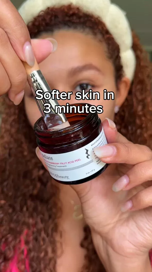  WILD STRAWBERRY 超美品 Wild Strawberry Fruit Multi-Acid Peel – Savor Beauty