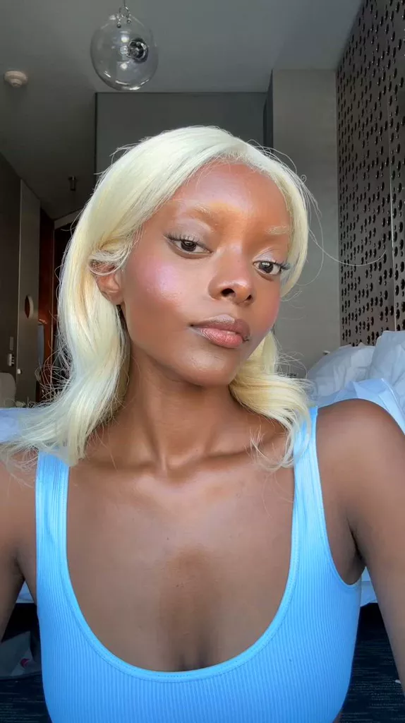 Lightweight Mascara EASY LASH | Simihaze Beauty