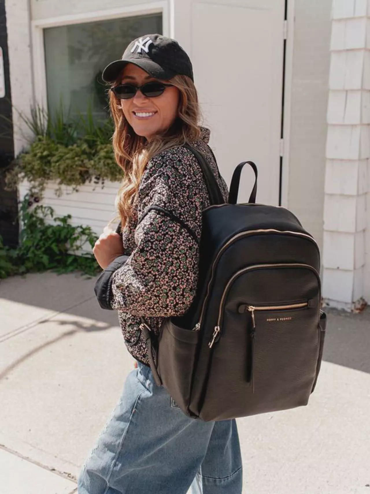 Detour Backpack Black | Poppy and Peonies – Poppy & Peonies