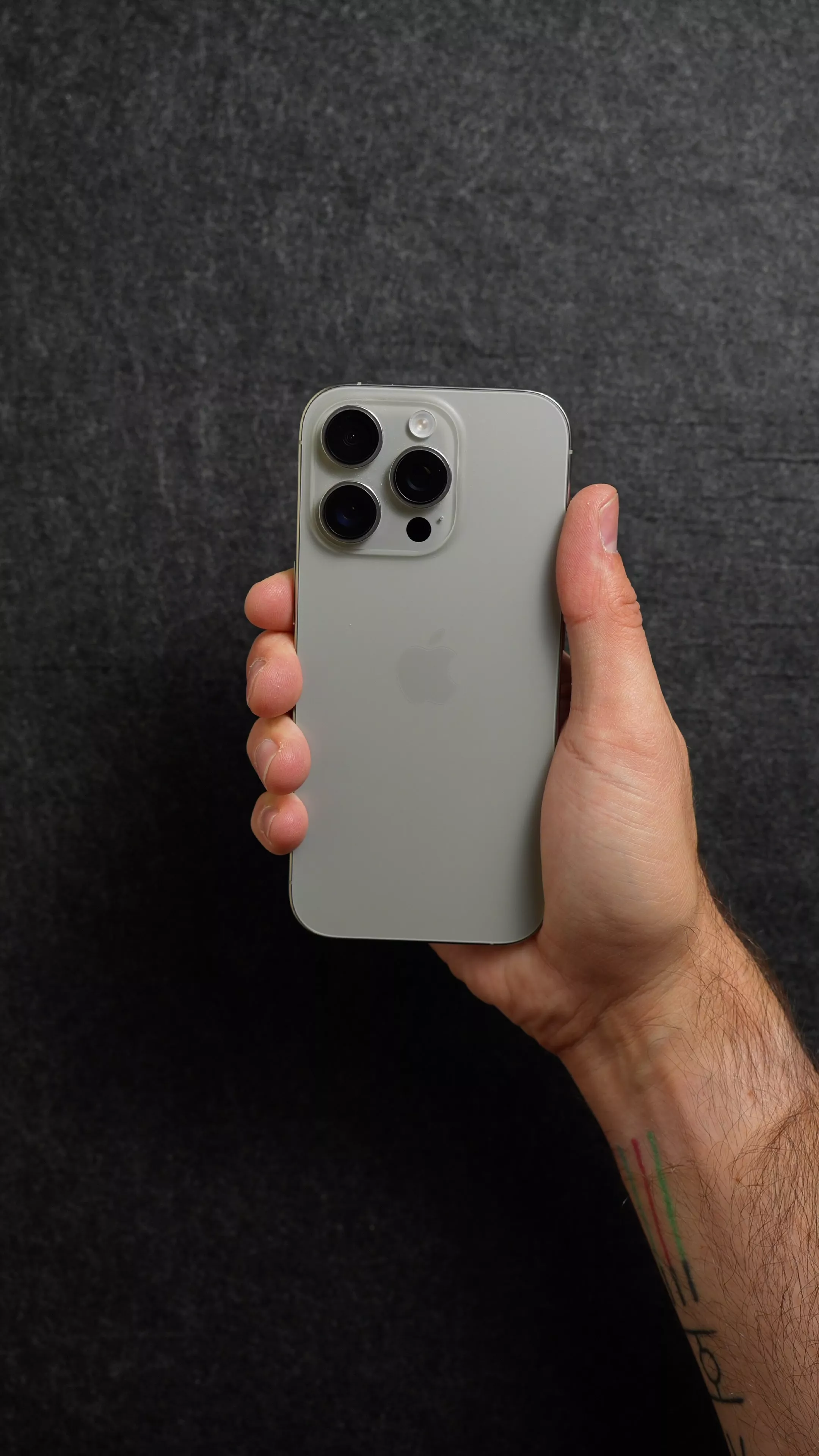 iPhoneAir用ケース　Andar Aspen ※日本未発売　US完売カラー Leather iPhone Case | The Aspen | Andar