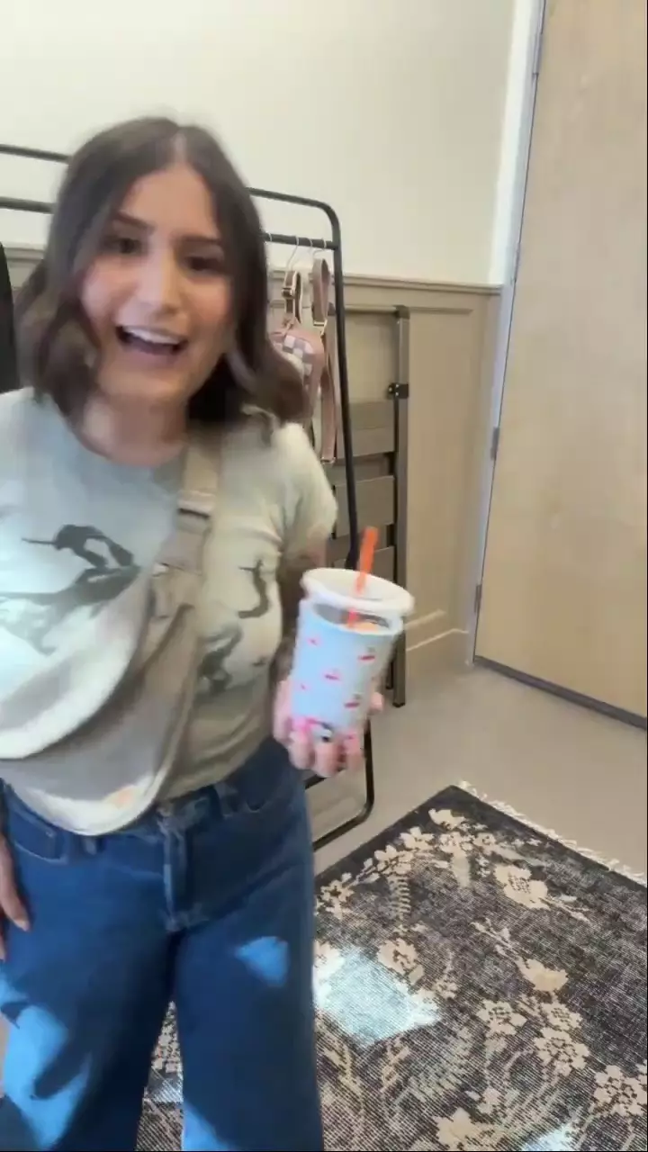 Clip from live shopping event - Tatum Active