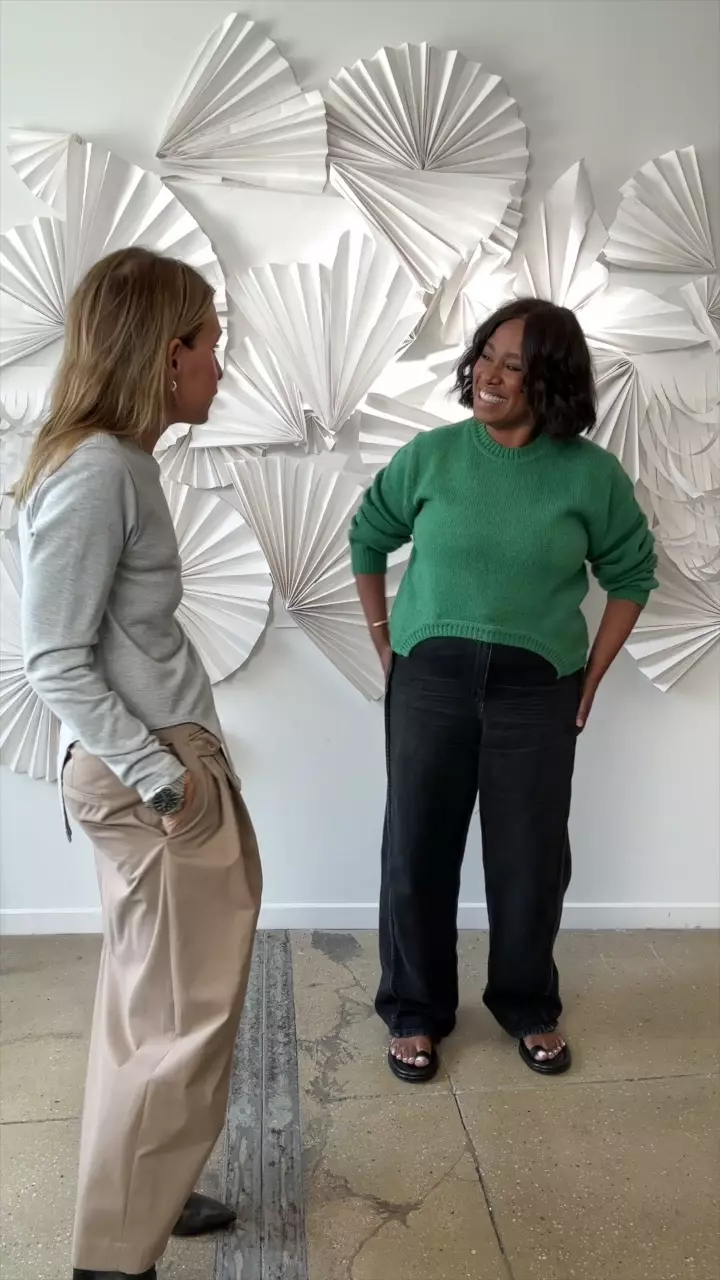 Soft Lambswool Shrunken Crewneck Pullover – Tibi Official